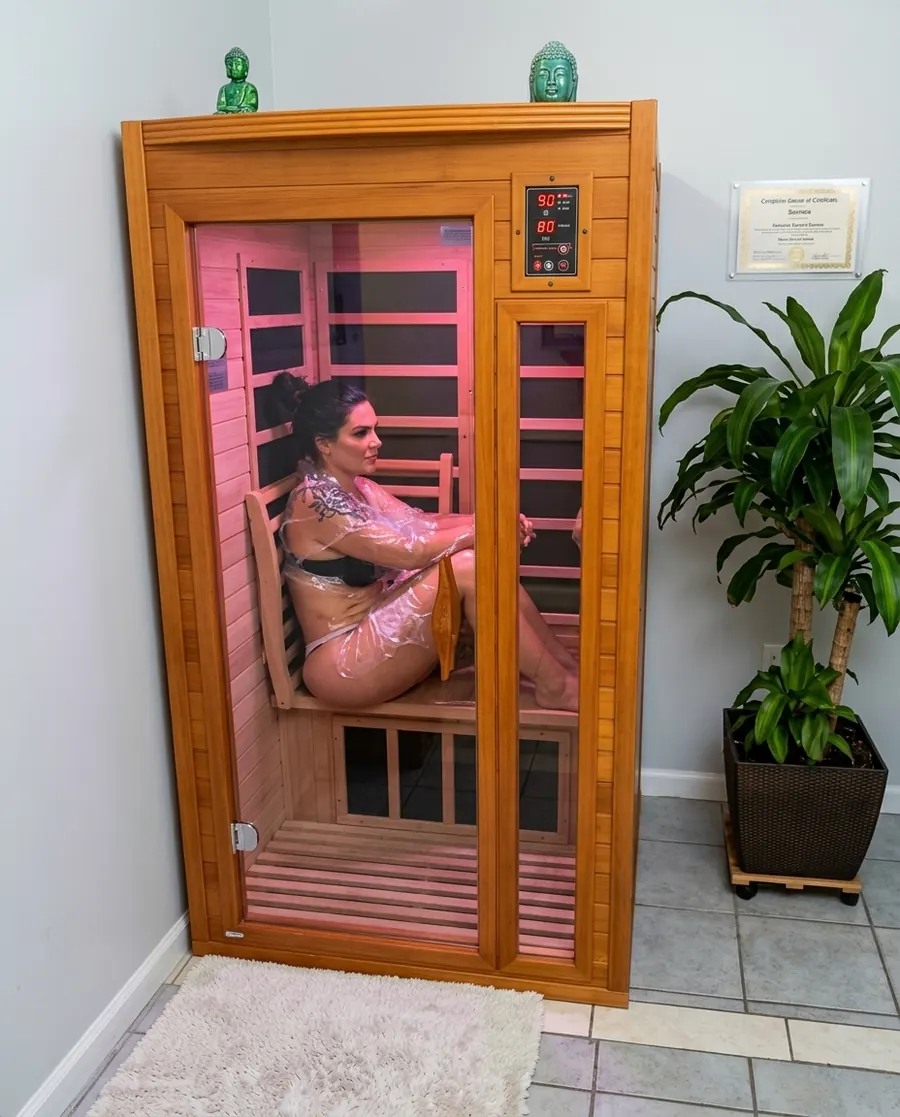 Sauna infrarrojo de madera en The Pink Beauty Spa